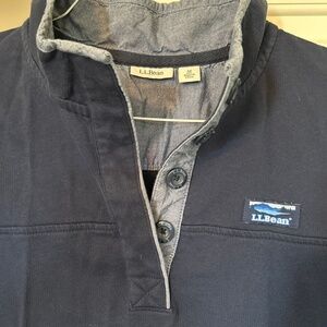 L.L. Bean women's navy lightweight pullover